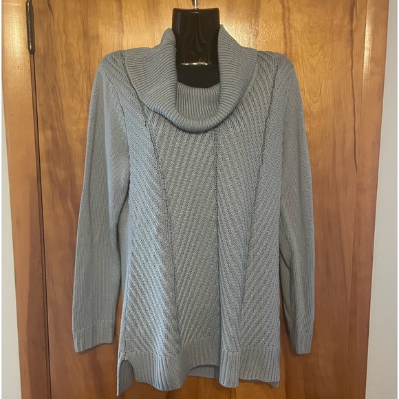 Calvin Klein long sleeve cable knit 100% soft acrylic blue turtleneck. Size L - Picture 1 of 3